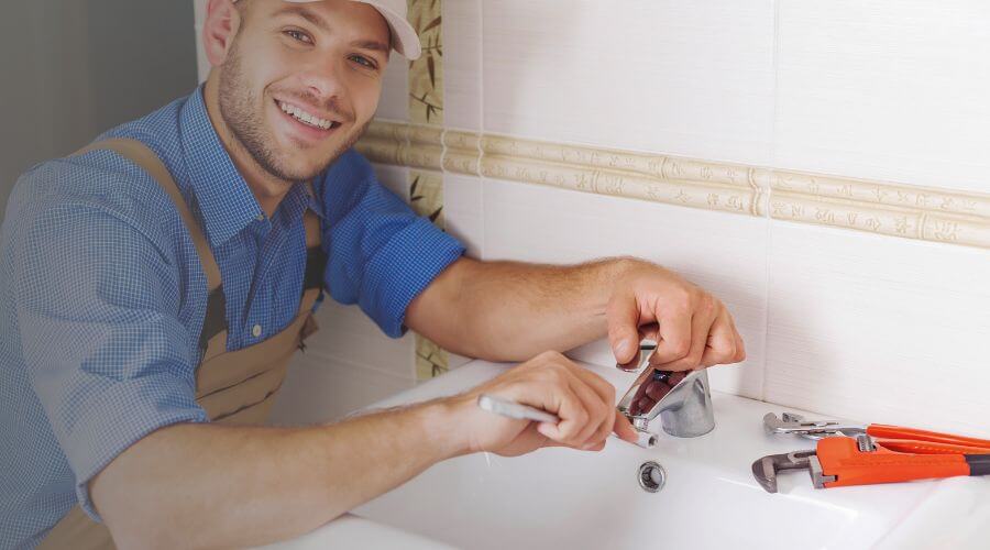 Handle or spout repair in Natchez, MS